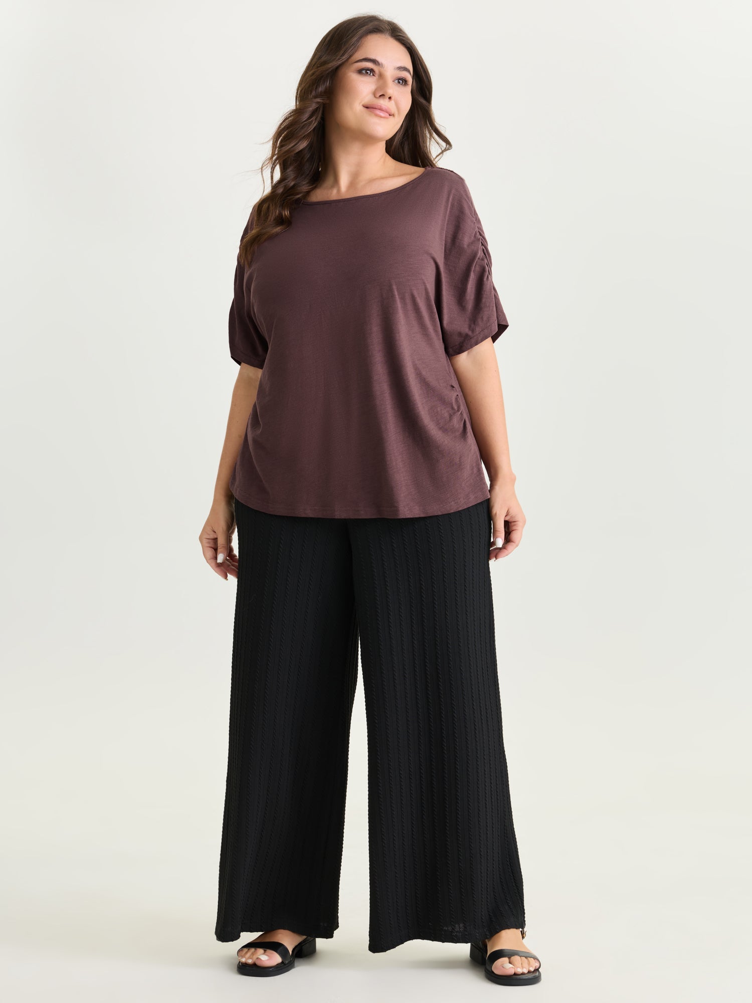 Lace Trim Plain Curvy Hem Knit Top