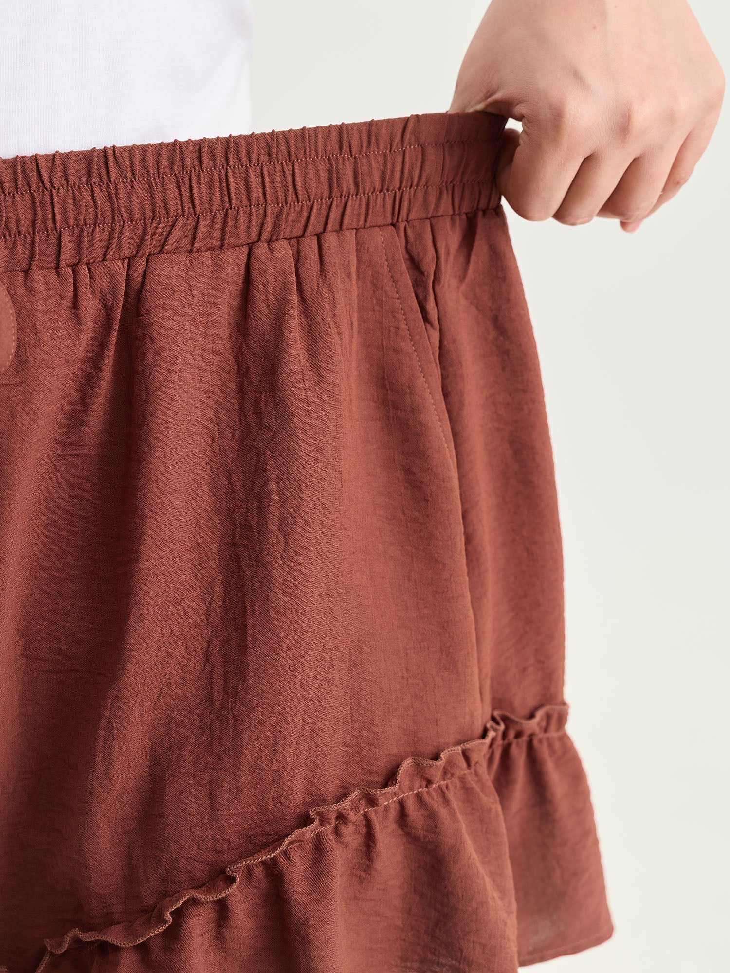 Asymmetrical Ruffled Hem Shorts
