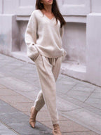 Ladies' Elegant And Simple V-neck Drop-shoulder Wool Suit