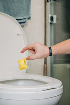 Camco TST MAX RV Toilet Treatment Drop-INs | Control Unwanted Odors and Break Down Waste and Tissue | Septic Tank Safe | Lemon Scent | 30-pack (41577)