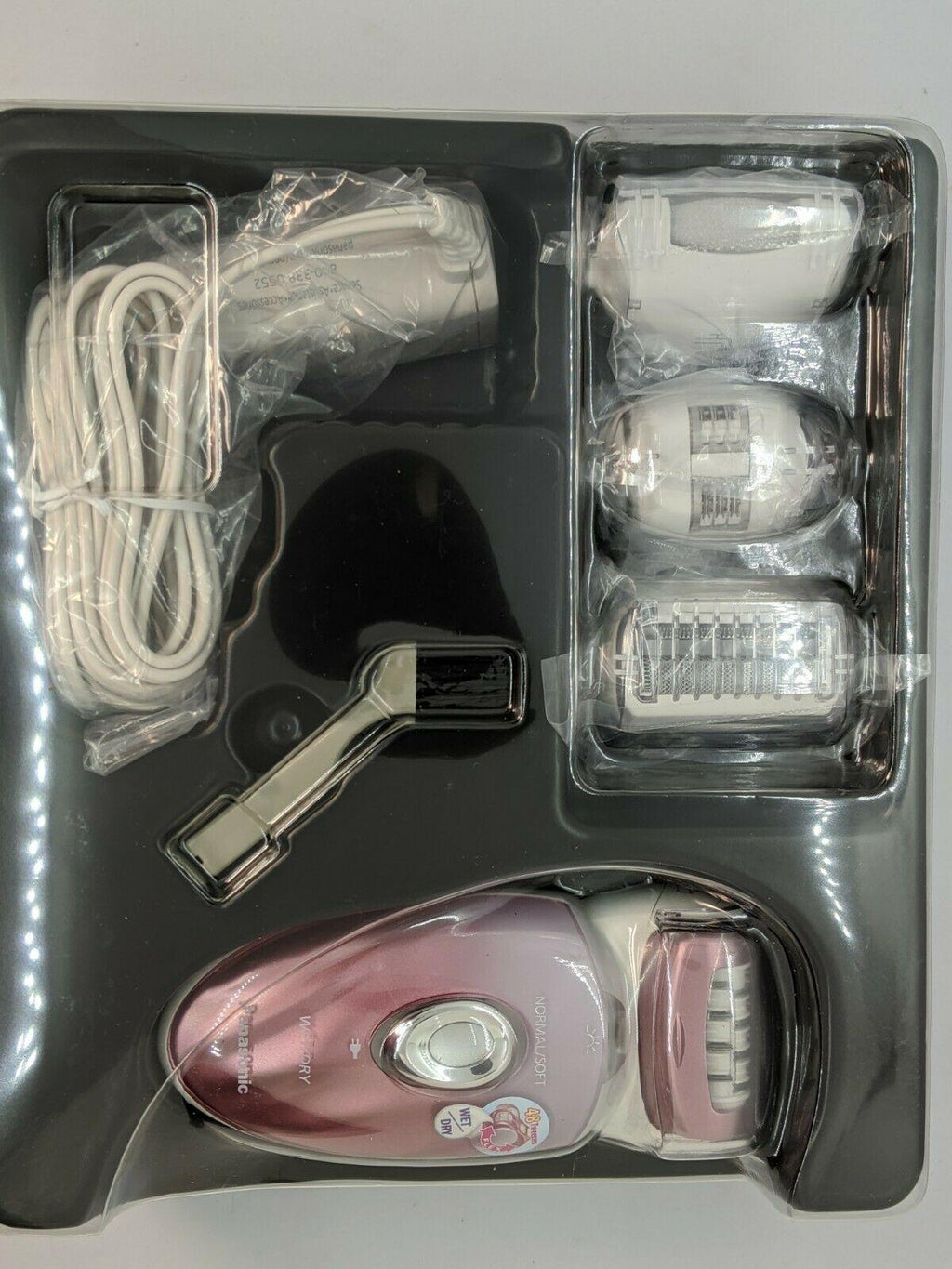 ES-ED90-P Wet/Dry Epilator and Shaver, +Six Attachments including Pedi