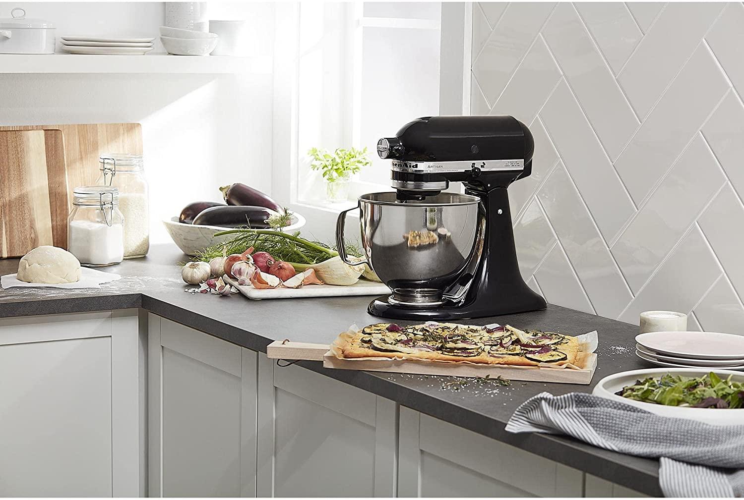 KitchenAid KSM150PSOB Artisan Series 5-Qt. Stand Mixer with Pouring Shield - Onyx Black