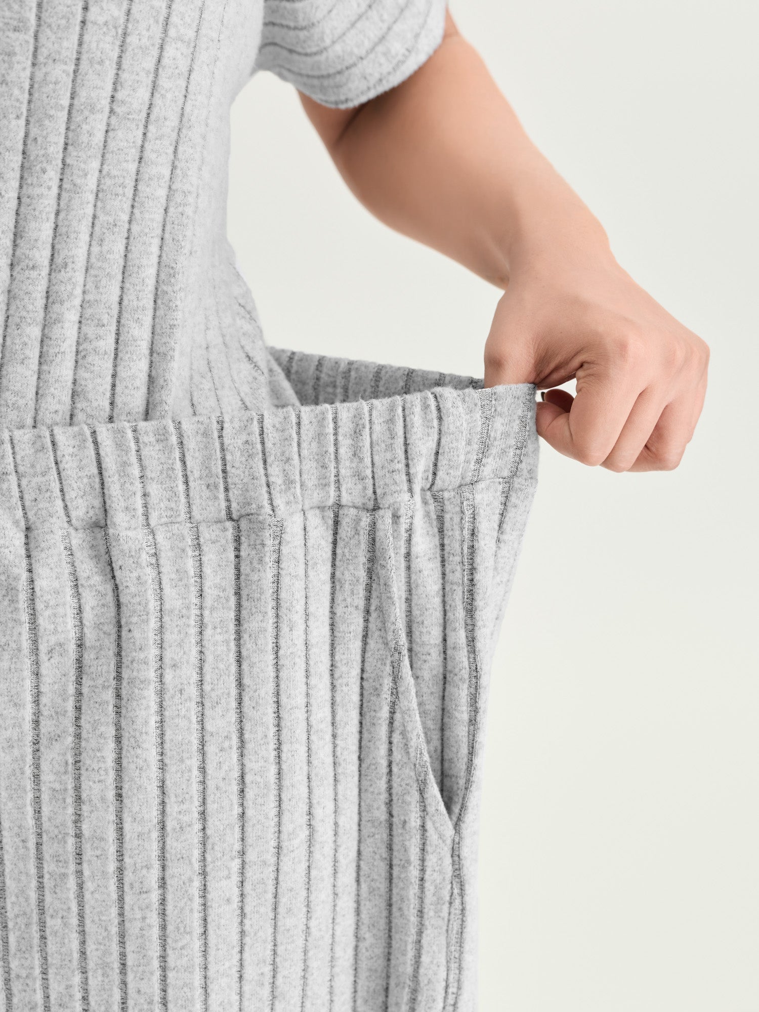 Stretchy-Fit Ribbed Texture Lounge Set