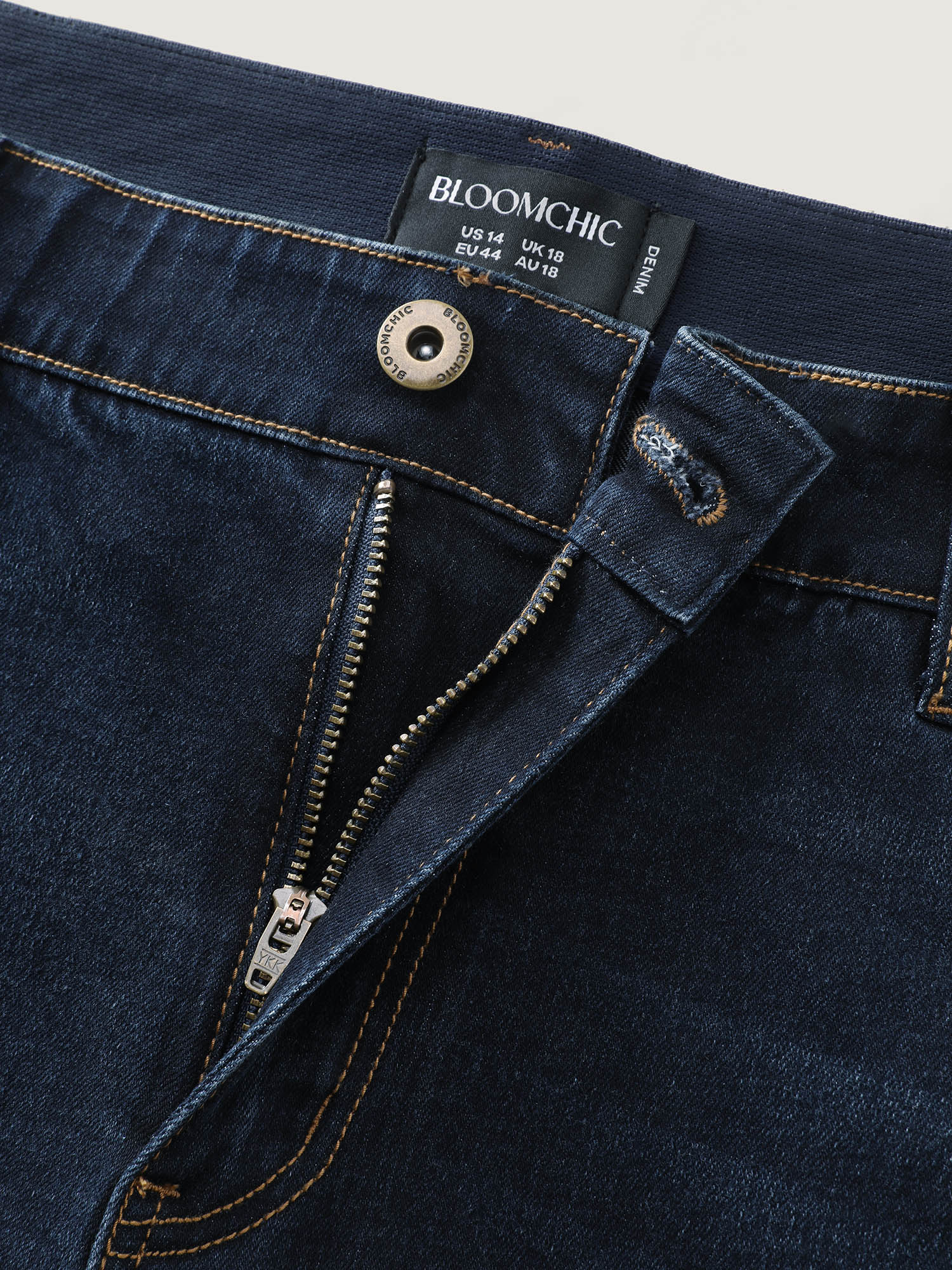 Stretchy Cropped Skinny-Fit Jeans