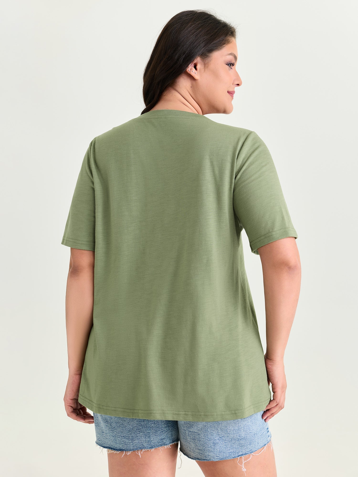 Embroidered Leaf Pattern Plain T-Shirt