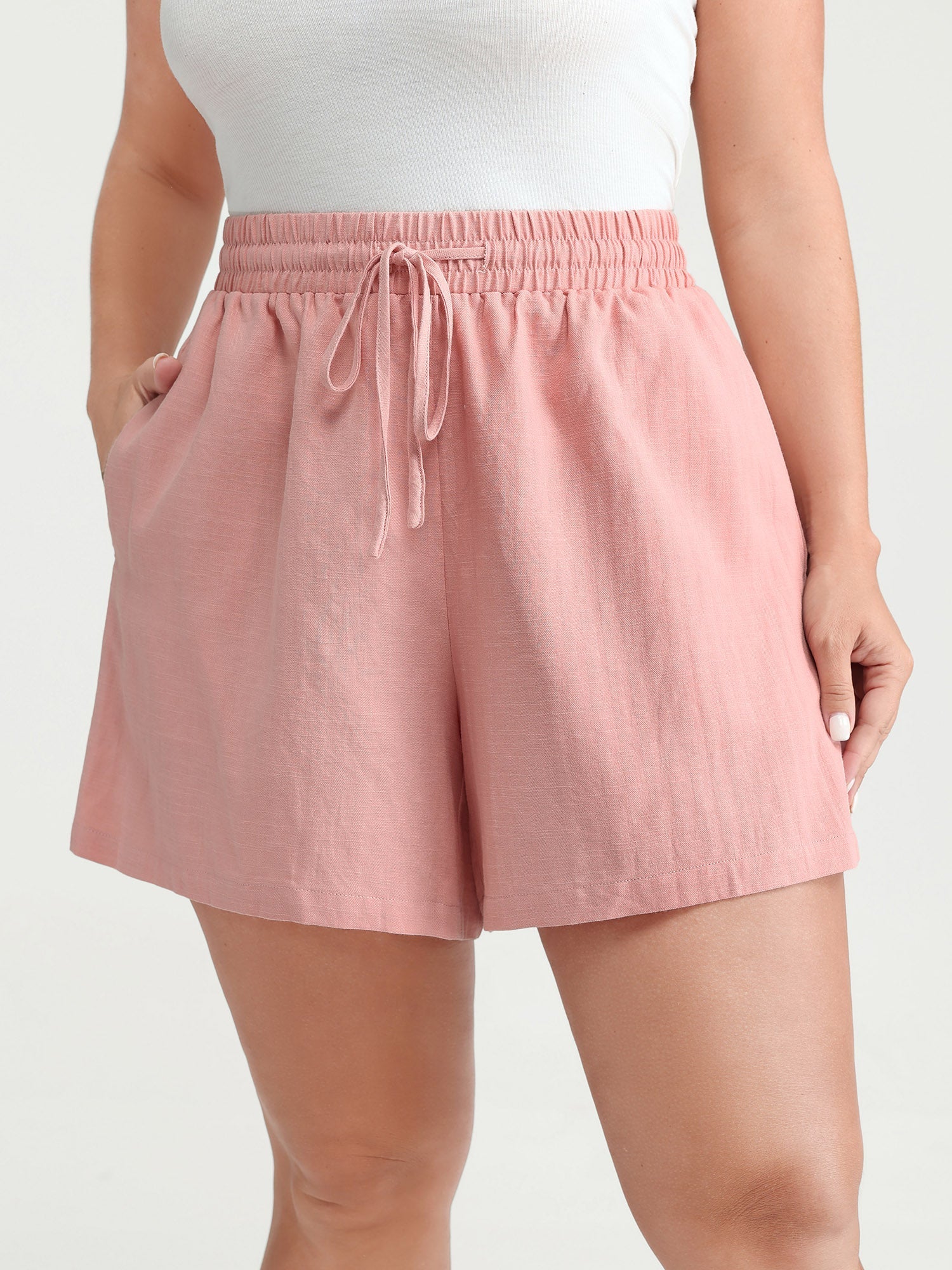 Plain Drawstring Elastic Waist Pockets Shorts