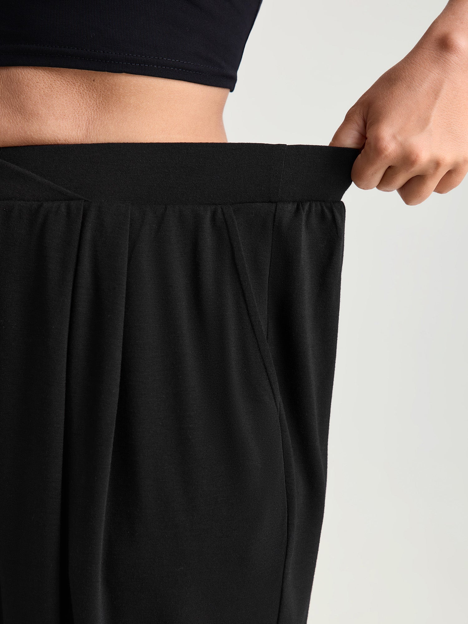 Supersoft Cropped Jogger Pants
