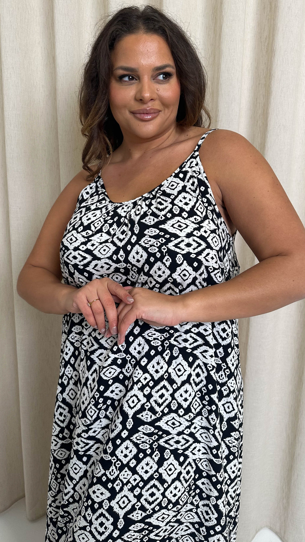 CurveWow Swing Cami Maxi Dress Mono Aztec