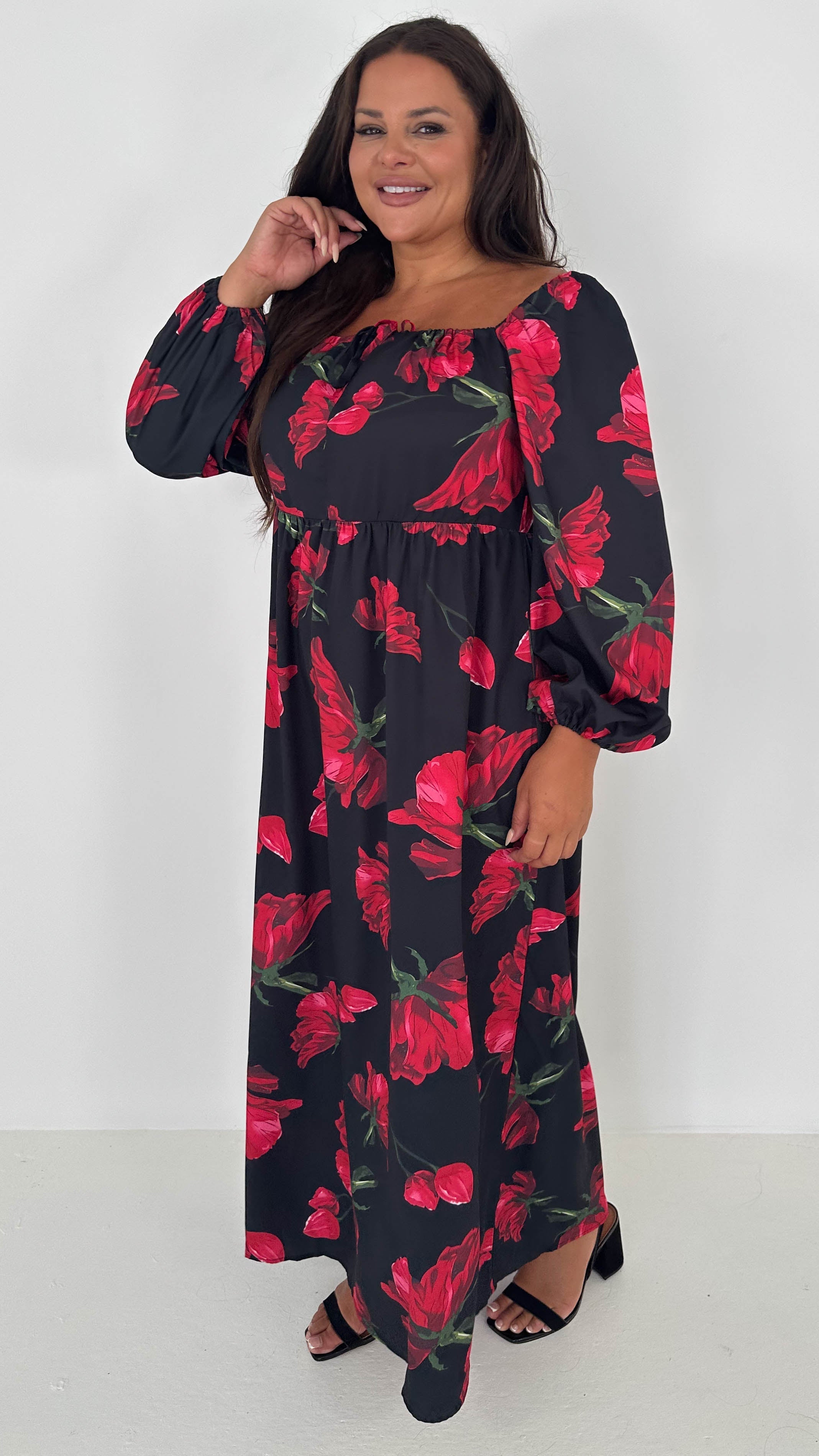 CurveWow Square Neck Maxi Dress Black & Red Floral