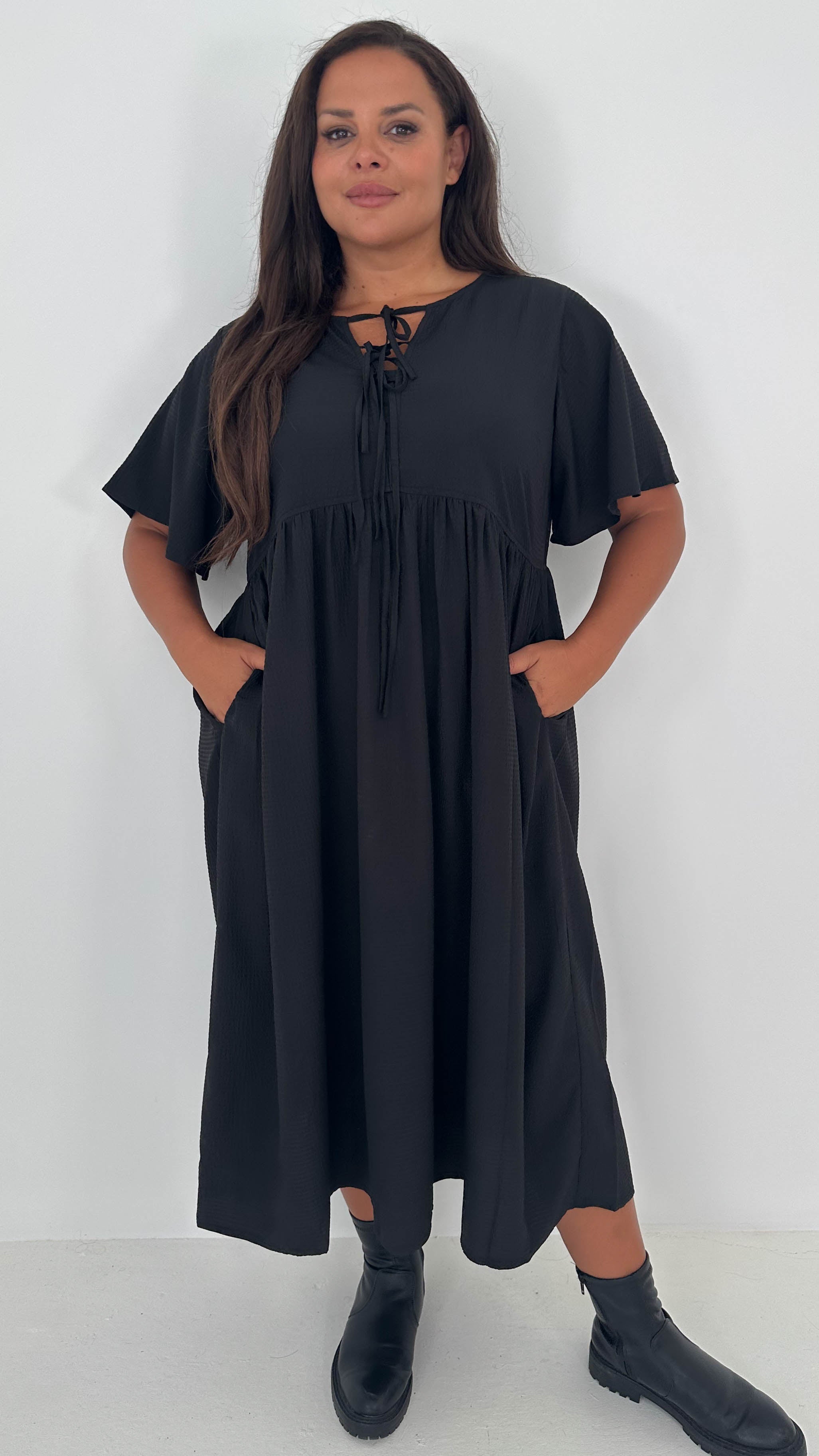CurveWow Tied Bow Front Dress Black