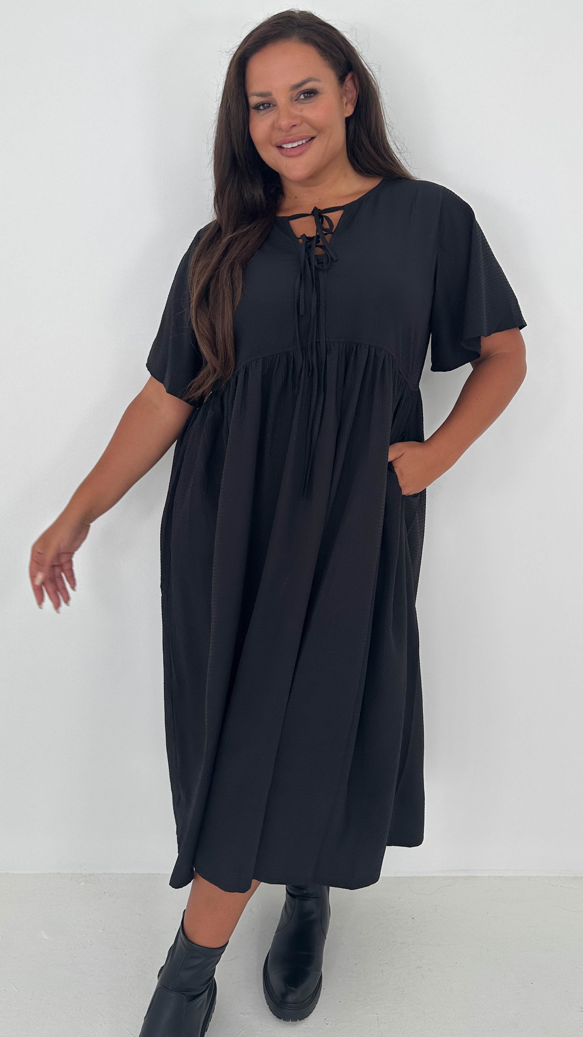 CurveWow Tied Bow Front Dress Black