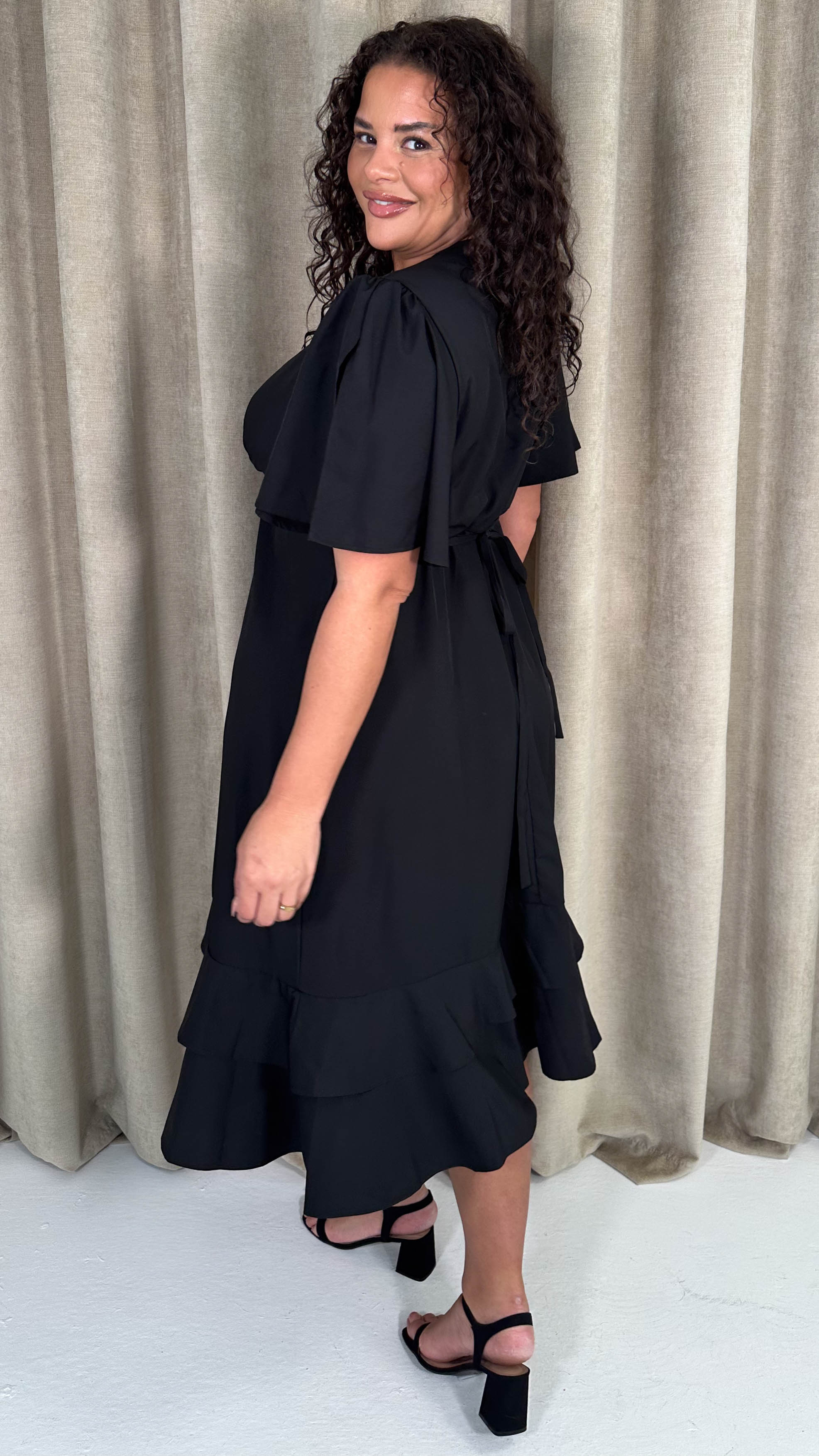 CurveWow Frill Hem Midi Dress Black