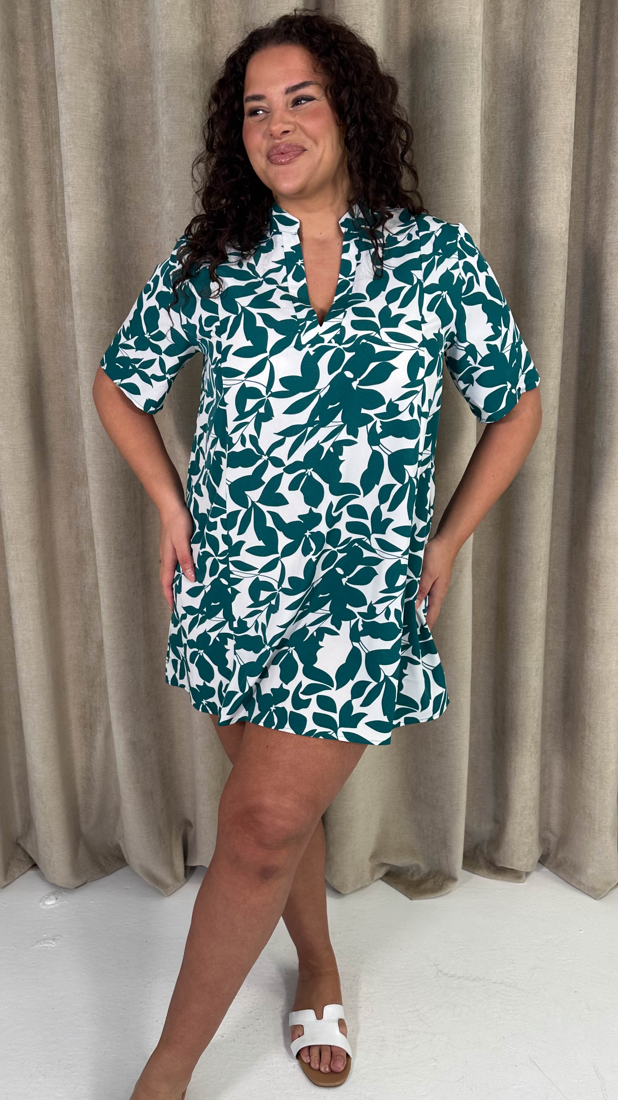 CurveWow Notch Neck Mini Shift Dress Green Floral