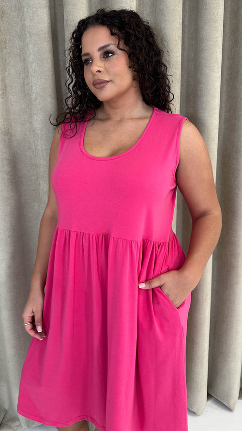 CurveWow Basic Sleeveless Pocket Dress Pink