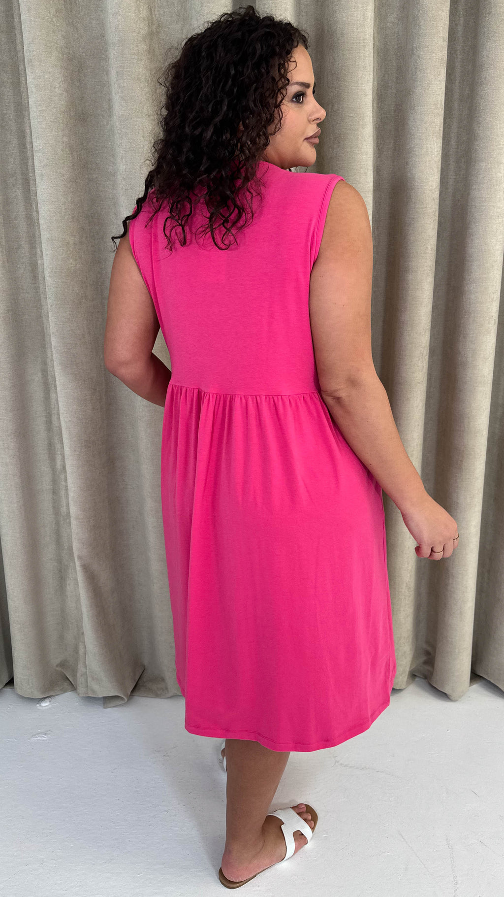 CurveWow Basic Sleeveless Pocket Dress Pink