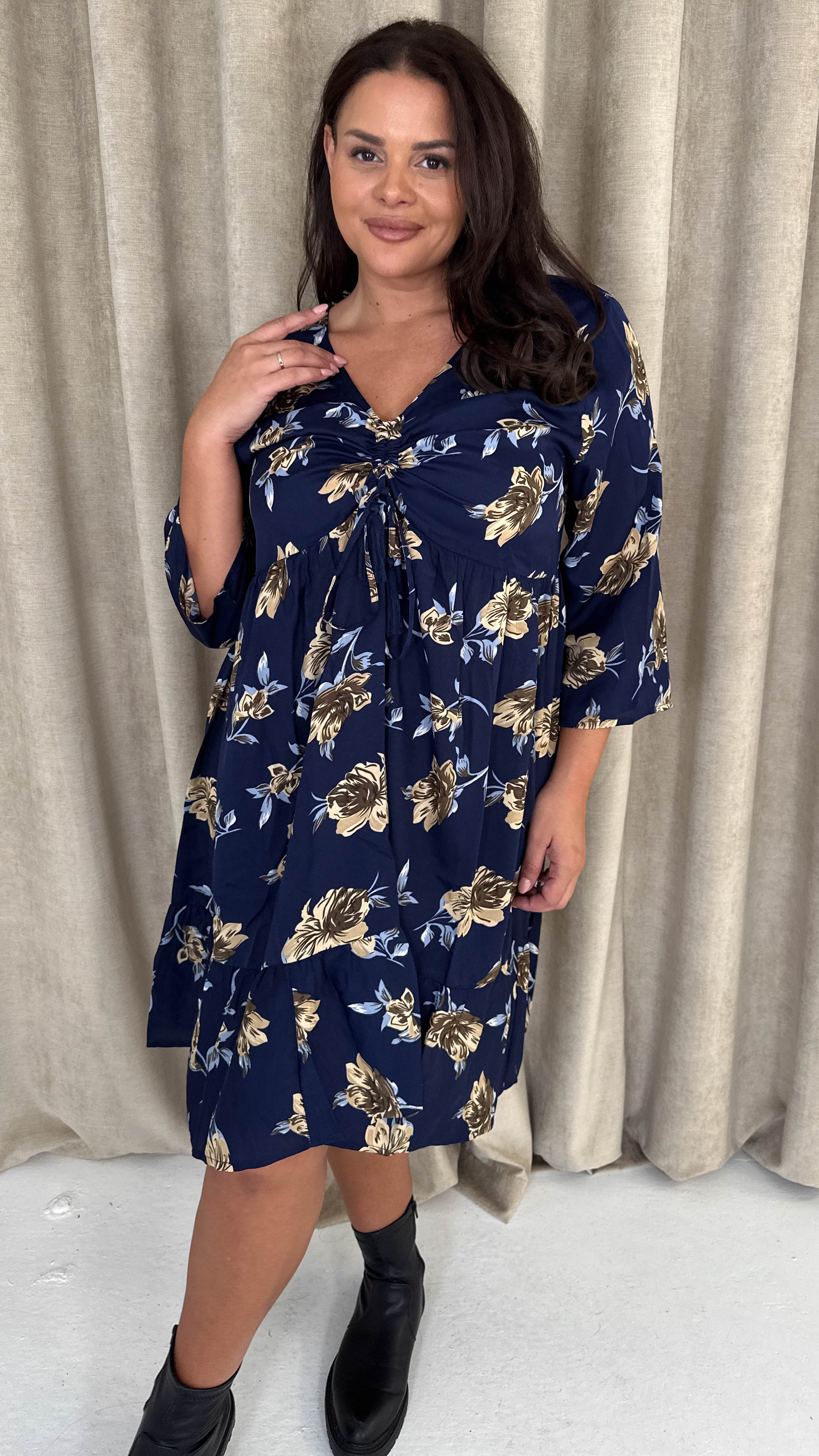CurveWow Ruched Front Tiered Hem Dress Navy Floral