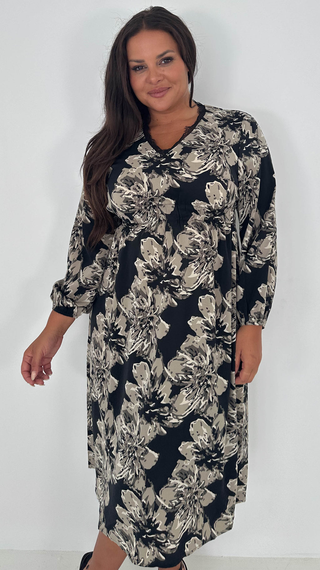 CurveWow Lace Trim Midi Dress Black Floral