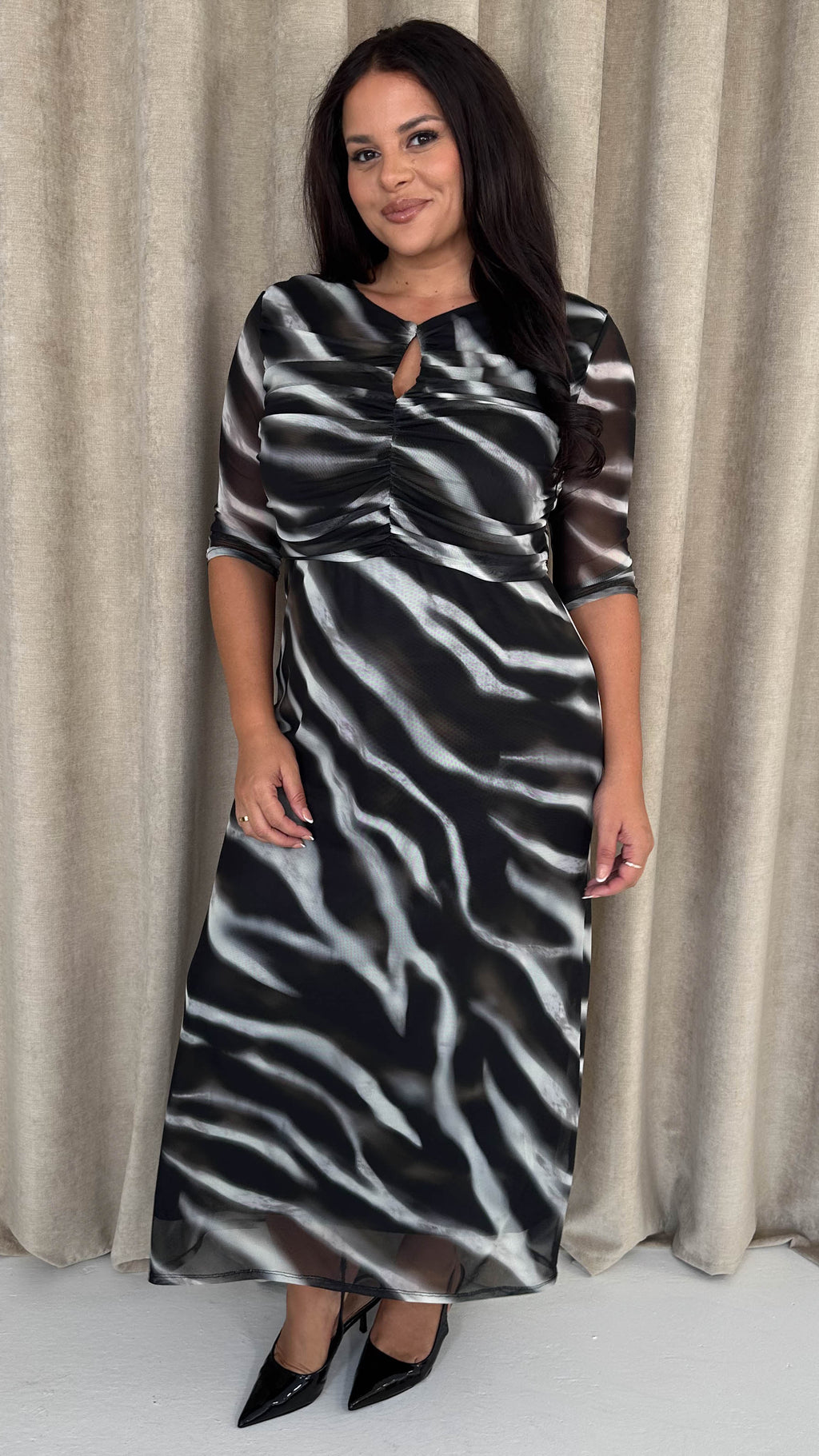 CurveWow Ruched Chest Keyhole Maxi Dress Tye Dye