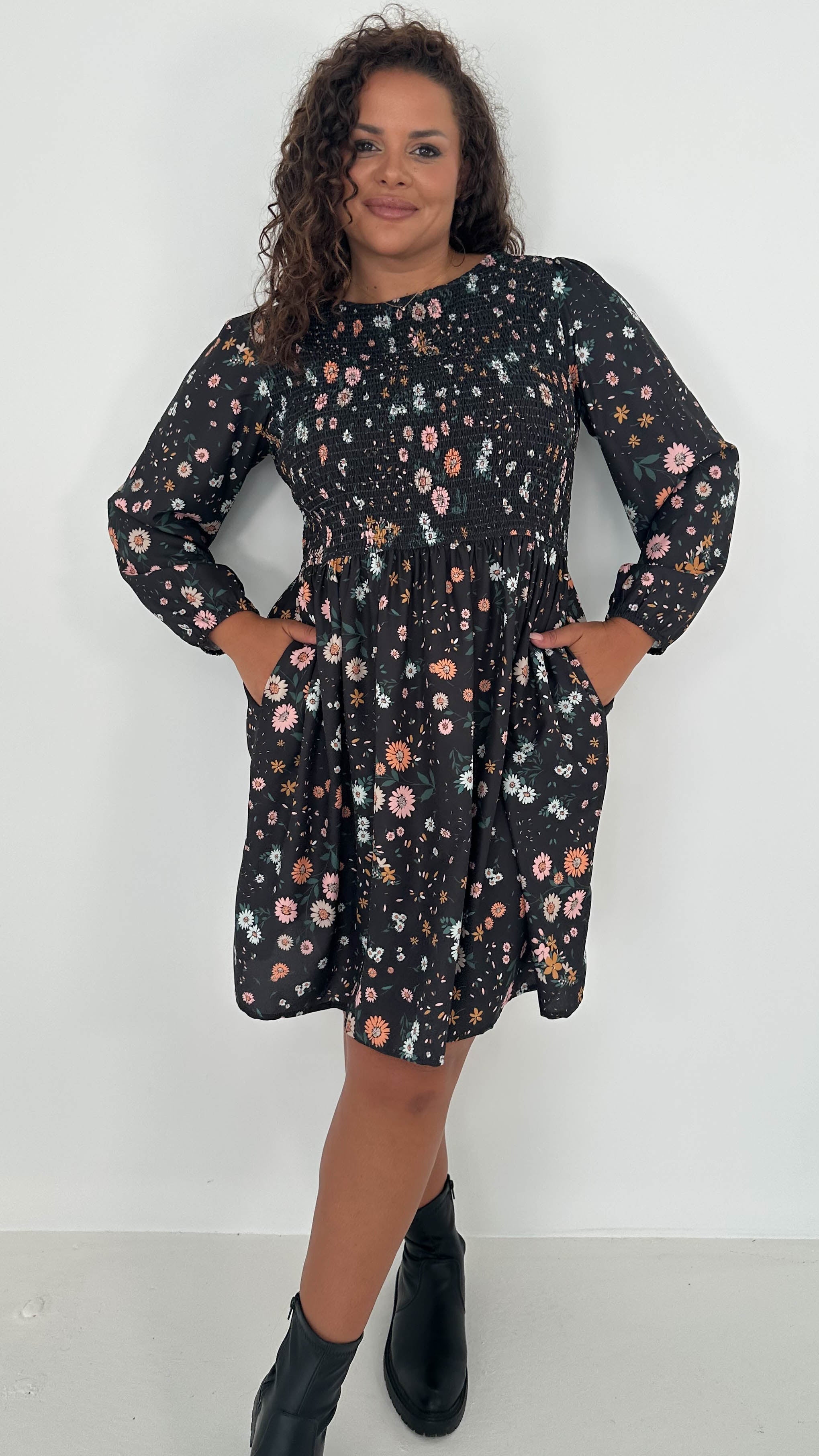 CurveWow Shirred Top Mini Dress Black Daisy
