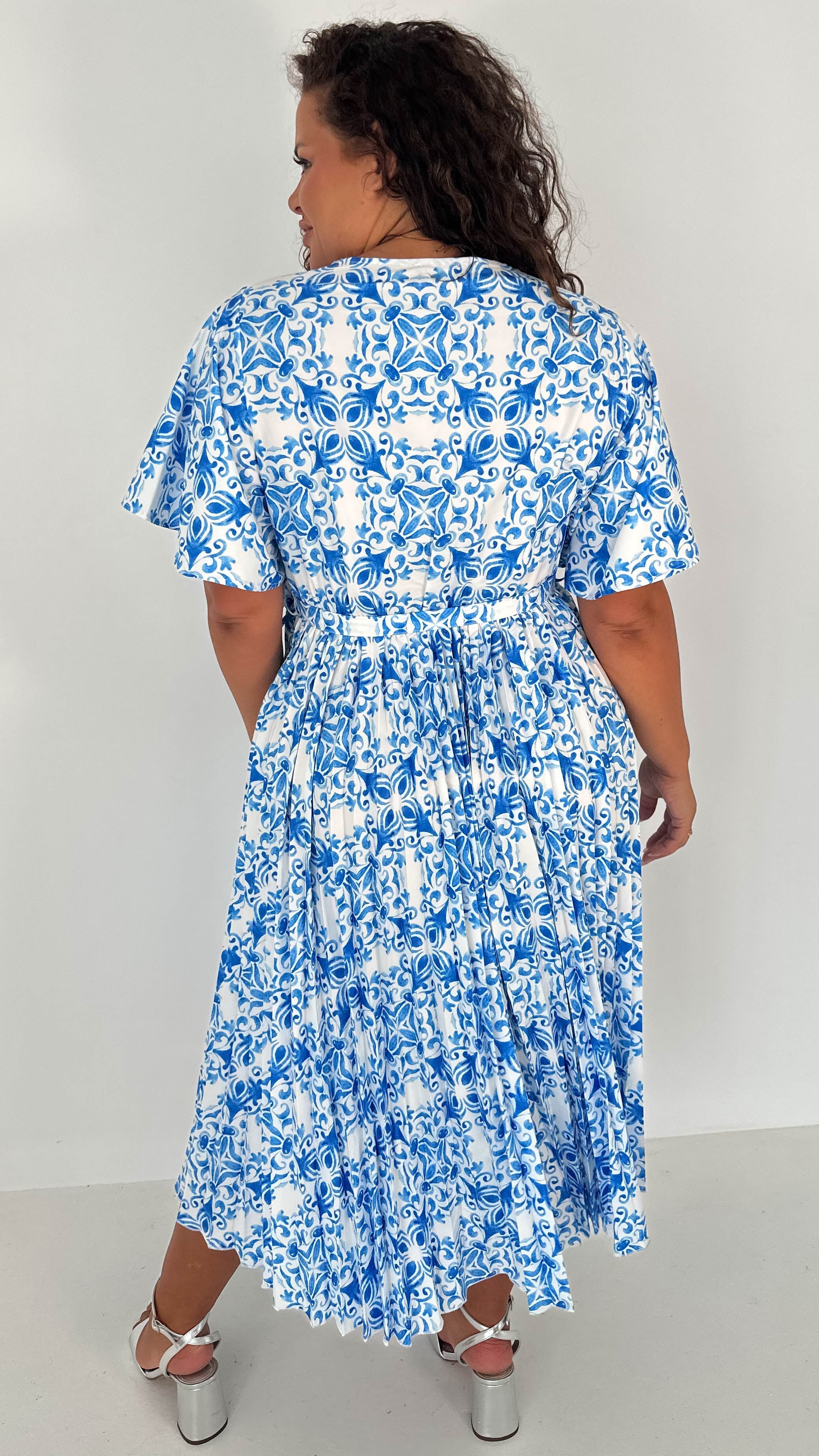 CurveWow Short Sleeve Pleated Wrap Dress Blue Print