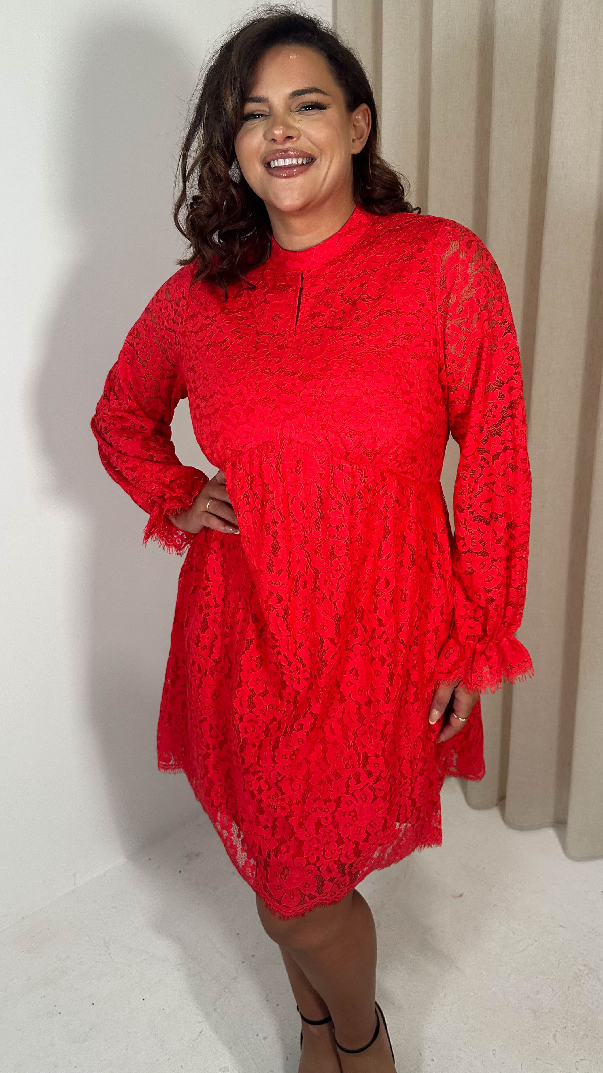 CurveWow Lace Keyhole Shift Dress Red