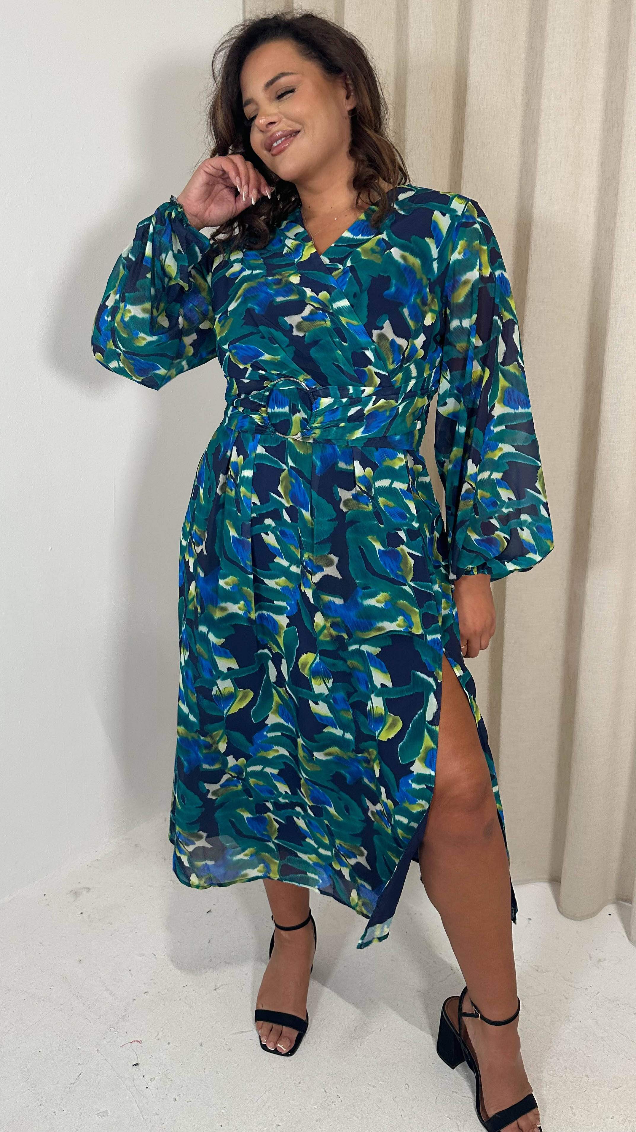 CurveWow Ring Waist V Neck Midi Dress Green Floral
