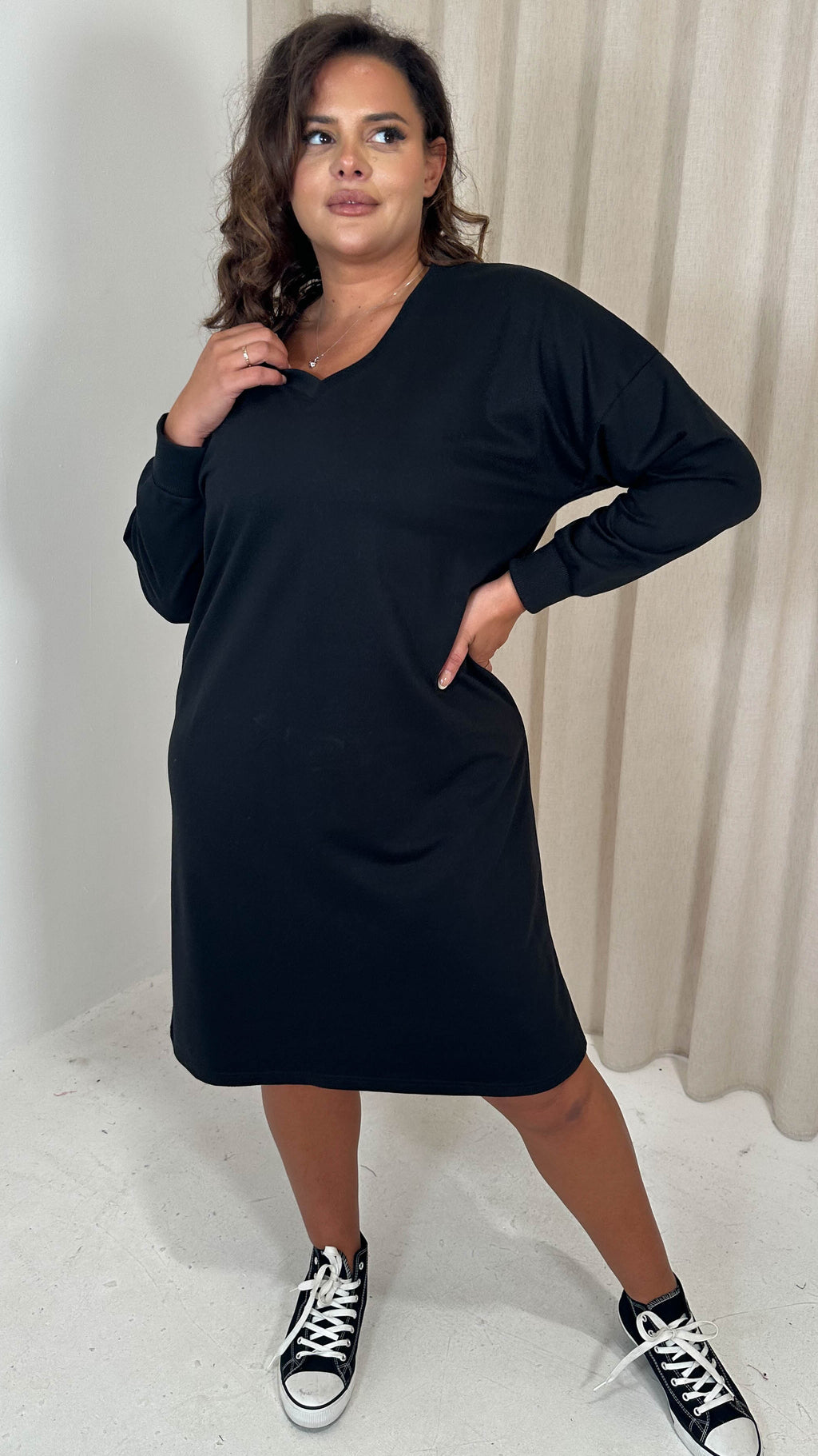 CurveWow V Neck Sweatshirt Dress Black