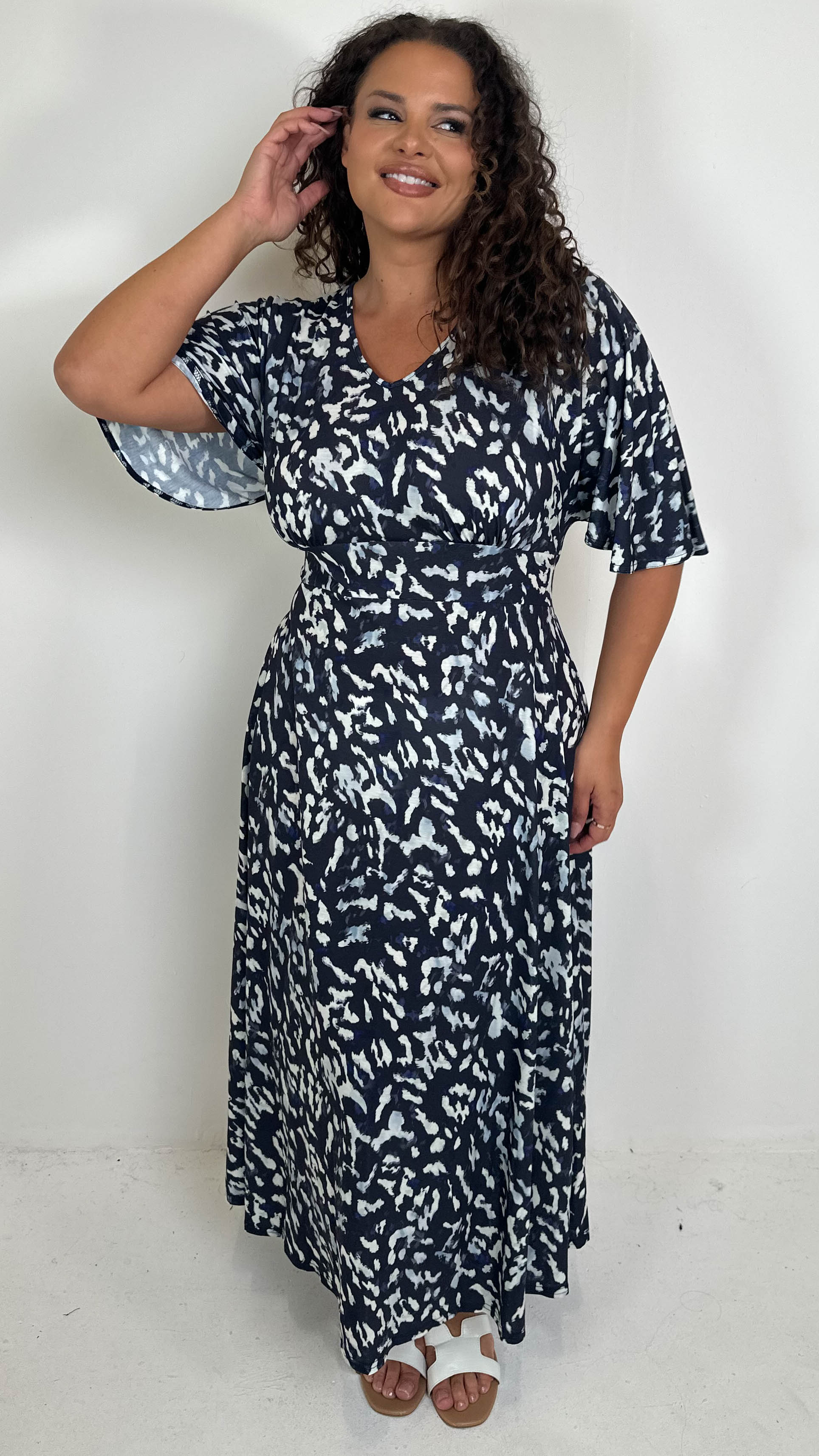 CurveWow Angel Sleeve Tie Back Maxi Dress Smudge